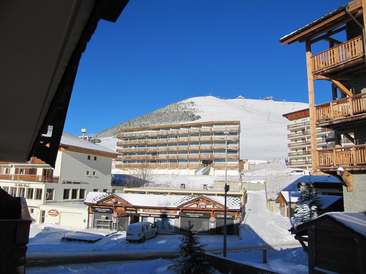 Hotel Les Bruyères Alpe d'Huez Esterno foto